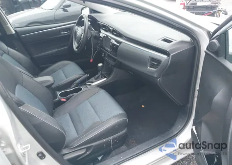 2015 Toyota Corolla S Plus z USA, uszkodzony, nr VIN 2T1BURHE8FC270013